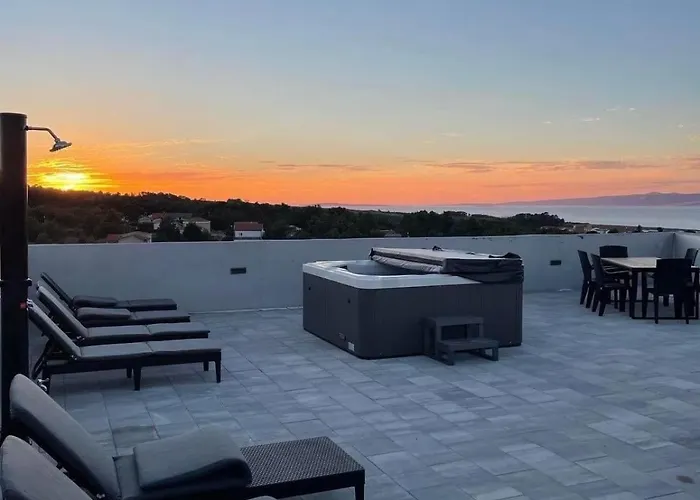 Staysee - Penthouse Appartamento Vir
