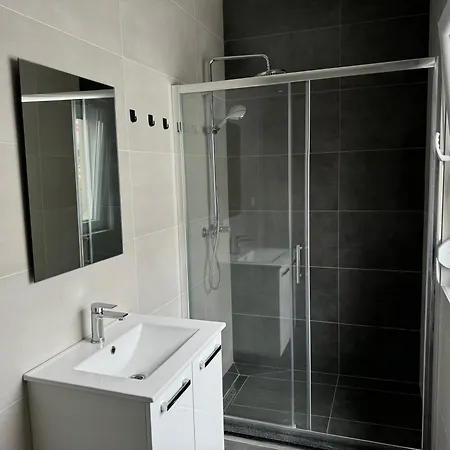 Staysee - Penthouse Vir